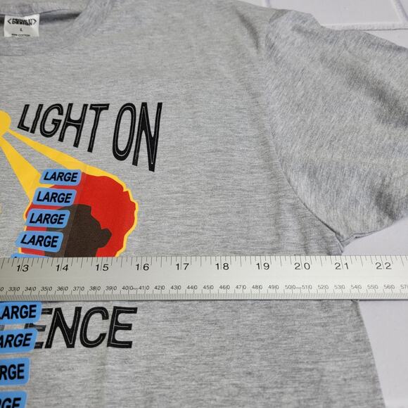 Proud by Design Shine A Light On Black Excellence Graphic T-Shirt Gray Size L - Picture 2 of 5